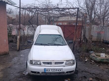 Белый Сеат Инка, объемом двигателя 1.4 л и пробегом 250 тыс. км за 912 $, фото 1 на Automoto.ua