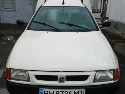 Белый Сеат Инка, объемом двигателя 2 л и пробегом 257 тыс. км за 2365 $, фото 1 на Automoto.ua