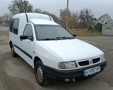 Белый Сеат Инка, объемом двигателя 1.4 л и пробегом 200 тыс. км за 1300 $, фото 1 на Automoto.ua