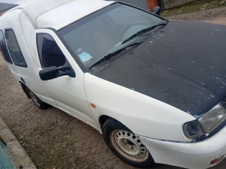 Белый Сеат Инка, объемом двигателя 0 л и пробегом 140 тыс. км за 1000 $, фото 1 на Automoto.ua