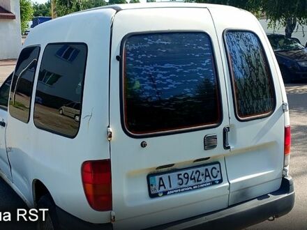 Білий Сеат Inca, об'ємом двигуна 2 л та пробігом 200 тис. км за 650 $, фото 1 на Automoto.ua