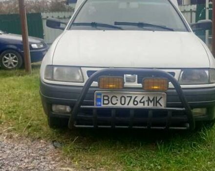 Белый Сеат Инка, объемом двигателя 0 л и пробегом 250 тыс. км за 2700 $, фото 1 на Automoto.ua