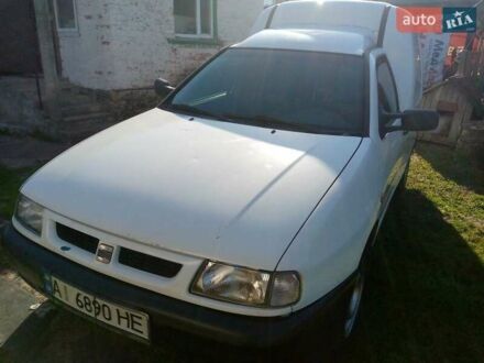 Белый Сеат Инка, объемом двигателя 1.4 л и пробегом 370 тыс. км за 2500 $, фото 1 на Automoto.ua