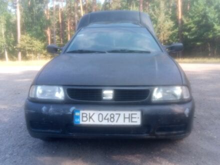 Сеат Инка 2000 в Камень-Каширский на Automoto.ua Черный Сеат Инка, объемом двигателя 1.9 л и пробегом 300 тыс. км за 1400 $, фото 1 на Automoto.ua
