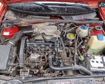 Червоний Сеат Inca, об'ємом двигуна 1.9 л та пробігом 289 тис. км за 1250 $, фото 8 на Automoto.ua