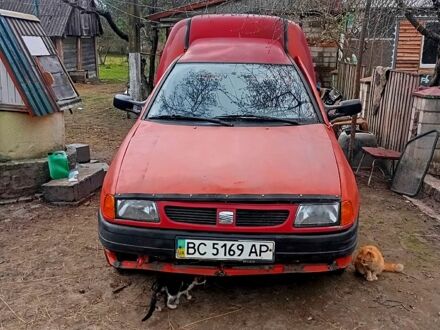 Красный Сеат Инка, объемом двигателя 1.9 л и пробегом 0 тыс. км за 700 $, фото 1 на Automoto.ua