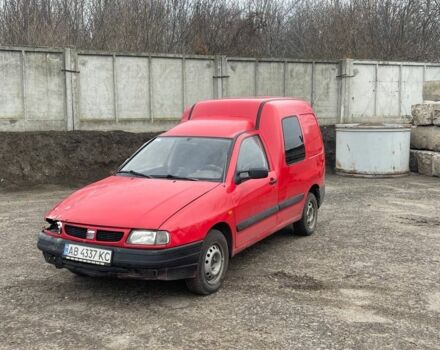 Красный Сеат Инка, объемом двигателя 1.6 л и пробегом 185 тыс. км за 800 $, фото 1 на Automoto.ua