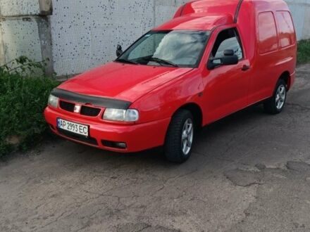 Красный Сеат Инка, объемом двигателя 1.9 л и пробегом 280 тыс. км за 2500 $, фото 1 на Automoto.ua