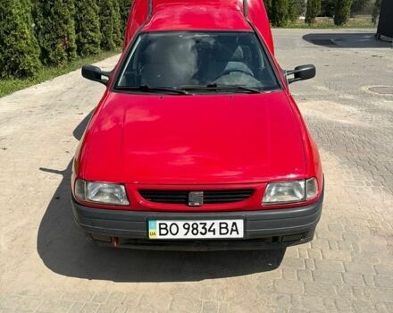 Красный Сеат Инка, объемом двигателя 1.4 л и пробегом 175 тыс. км за 1700 $, фото 1 на Automoto.ua