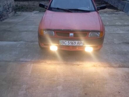 Красный Сеат Инка, объемом двигателя 1.9 л и пробегом 289 тыс. км за 945 $, фото 1 на Automoto.ua