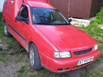 Сеат Inca 2001 у Кременце на Automoto.ua Червоний Сеат Inca, об'ємом двигуна 1.9 л та пробігом 300 тис. км за 2150 $, фото 1 на Automoto.ua