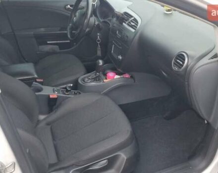 Белый Сеат Леон, объемом двигателя 2 л и пробегом 260 тыс. км за 5500 $, фото 7 на Automoto.ua