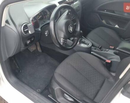 Белый Сеат Леон, объемом двигателя 2 л и пробегом 260 тыс. км за 5500 $, фото 8 на Automoto.ua