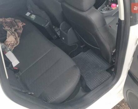 Белый Сеат Леон, объемом двигателя 2 л и пробегом 260 тыс. км за 5500 $, фото 6 на Automoto.ua