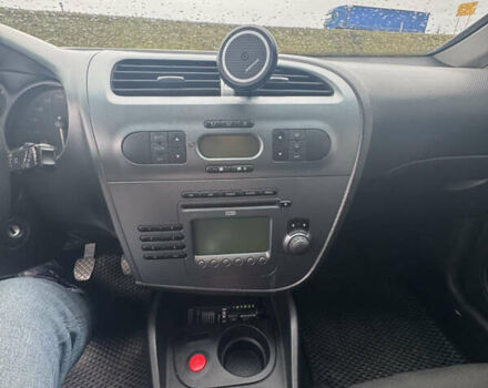 Білий Сеат Leon, об'ємом двигуна 2 л та пробігом 233 тис. км за 6500 $, фото 19 на Automoto.ua