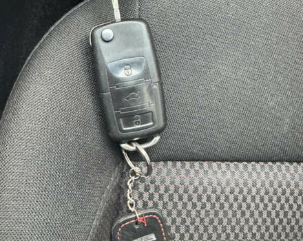 Білий Сеат Leon, об'ємом двигуна 2 л та пробігом 233 тис. км за 6500 $, фото 22 на Automoto.ua