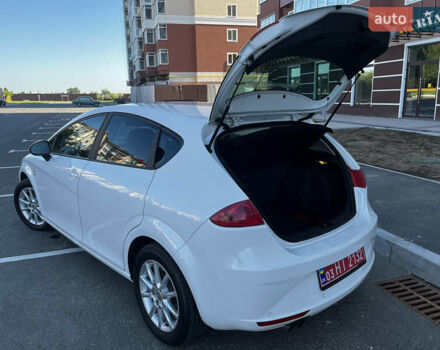 Белый Сеат Леон, объемом двигателя 1.8 л и пробегом 200 тыс. км за 8599 $, фото 87 на Automoto.ua
