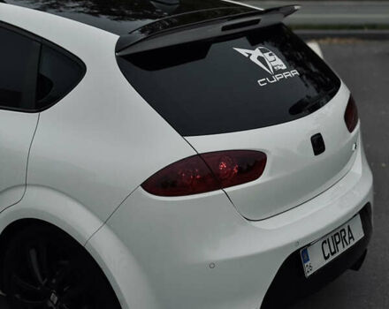 Білий Сеат Leon, об'ємом двигуна 2 л та пробігом 263 тис. км за 8699 $, фото 6 на Automoto.ua