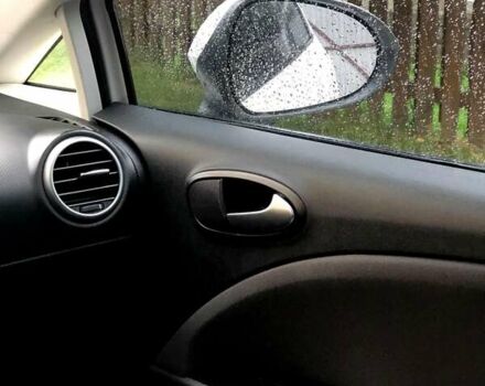 Белый Сеат Леон, объемом двигателя 1.6 л и пробегом 295 тыс. км за 6000 $, фото 25 на Automoto.ua