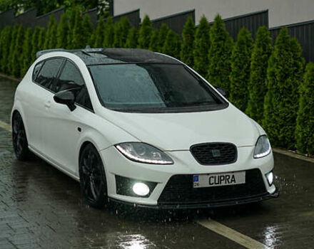 Білий Сеат Leon, об'ємом двигуна 2 л та пробігом 257 тис. км за 9900 $, фото 10 на Automoto.ua