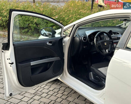 Білий Сеат Leon, об'ємом двигуна 1.8 л та пробігом 196 тис. км за 7399 $, фото 26 на Automoto.ua