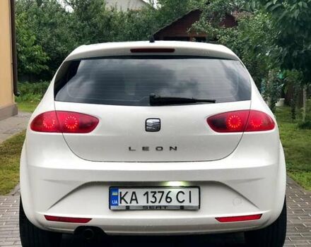 Белый Сеат Леон, объемом двигателя 1.6 л и пробегом 295 тыс. км за 6000 $, фото 11 на Automoto.ua