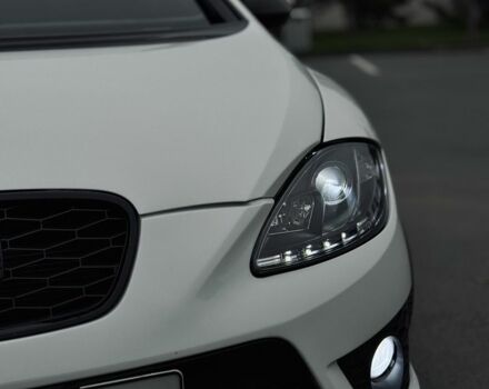 Білий Сеат Leon, об'ємом двигуна 2 л та пробігом 263 тис. км за 8699 $, фото 10 на Automoto.ua
