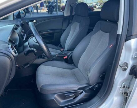 Белый Сеат Леон, объемом двигателя 1.4 л и пробегом 153 тыс. км за 5990 $, фото 7 на Automoto.ua