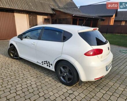 Белый Сеат Леон, объемом двигателя 1.39 л и пробегом 209 тыс. км за 4699 $, фото 6 на Automoto.ua