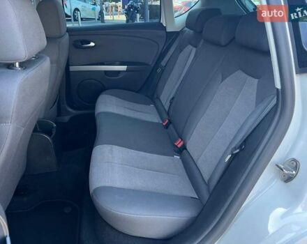 Белый Сеат Леон, объемом двигателя 1.39 л и пробегом 153 тыс. км за 5190 $, фото 8 на Automoto.ua