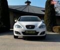 Белый Сеат Леон, объемом двигателя 1.39 л и пробегом 258 тыс. км за 5600 $, фото 1 на Automoto.ua