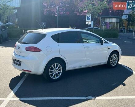 Белый Сеат Леон, объемом двигателя 1.39 л и пробегом 153 тыс. км за 5190 $, фото 6 на Automoto.ua