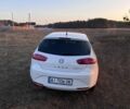 Белый Сеат Леон, объемом двигателя 1.2 л и пробегом 194 тыс. км за 5899 $, фото 3 на Automoto.ua