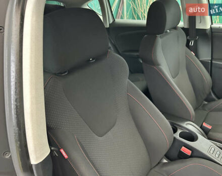 Белый Сеат Леон, объемом двигателя 1.8 л и пробегом 153 тыс. км за 9000 $, фото 59 на Automoto.ua