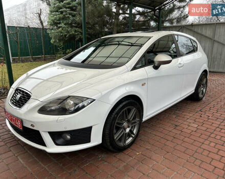 Белый Сеат Леон, объемом двигателя 1.8 л и пробегом 153 тыс. км за 9000 $, фото 1 на Automoto.ua