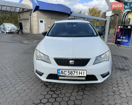 Сеат Леон 2012 в Луцке на Automoto.ua Белый Сеат Леон, объемом двигателя 1.4 л и пробегом 282 тыс. км за 7500 $, фото 2 на Automoto.ua
