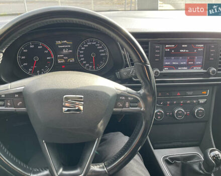 Сеат Леон 2012 в Луцке на Automoto.ua Белый Сеат Леон, объемом двигателя 1.4 л и пробегом 282 тыс. км за 7500 $, фото 6 на Automoto.ua