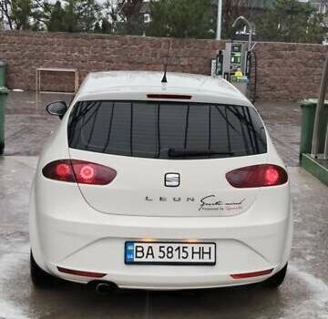 Белый Сеат Леон, объемом двигателя 1.2 л и пробегом 156 тыс. км за 3499 $, фото 5 на Automoto.ua