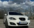 Белый Сеат Леон, объемом двигателя 1.2 л и пробегом 150 тыс. км за 7499 $, фото 1 на Automoto.ua