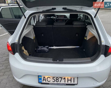 Сеат Леон 2012 в Луцке на Automoto.ua Белый Сеат Леон, объемом двигателя 1.4 л и пробегом 282 тыс. км за 7500 $, фото 11 на Automoto.ua