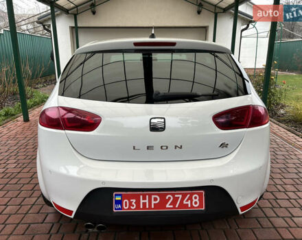 Белый Сеат Леон, объемом двигателя 1.8 л и пробегом 153 тыс. км за 9000 $, фото 5 на Automoto.ua