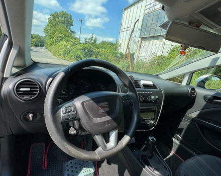 Білий Сеат Leon, об'ємом двигуна 1.6 л та пробігом 211 тис. км за 6900 $, фото 3 на Automoto.ua