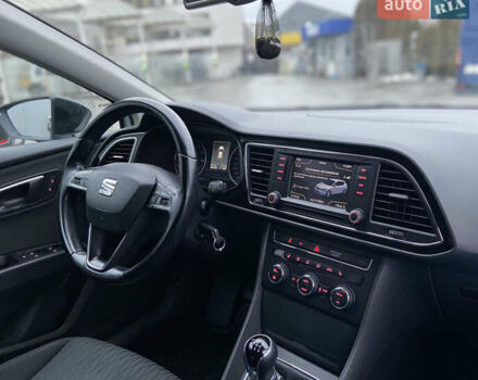 Сеат Леон 2012 в Луцке на Automoto.ua Белый Сеат Леон, объемом двигателя 1.4 л и пробегом 282 тыс. км за 7500 $, фото 10 на Automoto.ua