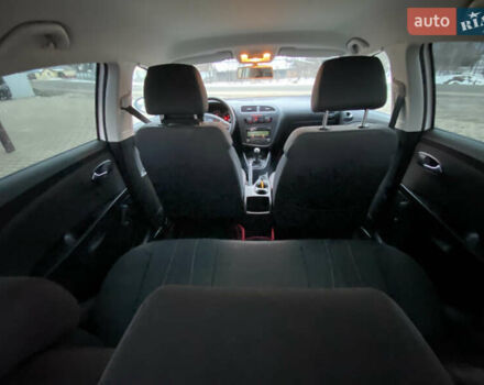 Белый Сеат Леон, объемом двигателя 1.6 л и пробегом 211 тыс. км за 6800 $, фото 4 на Automoto.ua