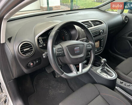 Белый Сеат Леон, объемом двигателя 1.8 л и пробегом 153 тыс. км за 9000 $, фото 23 на Automoto.ua