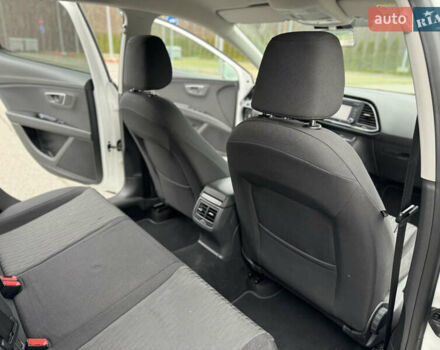 Белый Сеат Леон, объемом двигателя 1.6 л и пробегом 180 тыс. км за 9999 $, фото 52 на Automoto.ua