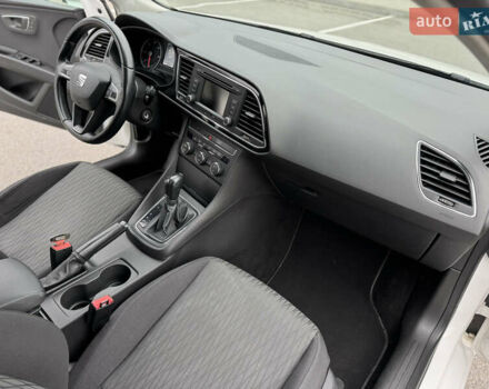 Білий Сеат Leon, об'ємом двигуна 1.6 л та пробігом 180 тис. км за 10499 $, фото 54 на Automoto.ua