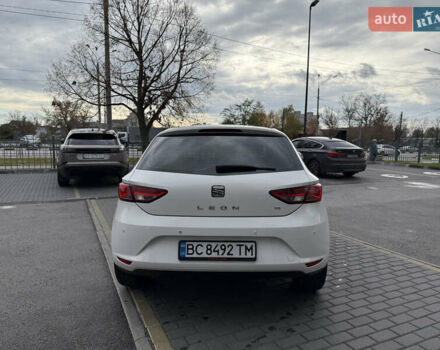 Білий Сеат Leon, об'ємом двигуна 1.6 л та пробігом 180 тис. км за 10700 $, фото 5 на Automoto.ua