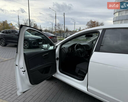 Білий Сеат Leon, об'ємом двигуна 1.6 л та пробігом 180 тис. км за 10700 $, фото 8 на Automoto.ua