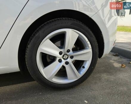 Сеат Леон 2013 в Черкассах на Automoto.ua Белый Сеат Леон, объемом двигателя 1.8 л и пробегом 134 тыс. км за 13400 $, фото 30 на Automoto.ua